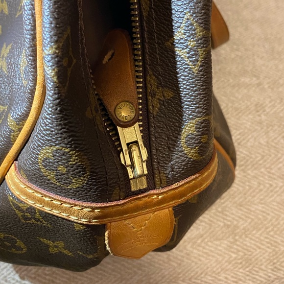 Louis Vuitton Montorgueil with LV Lock and Key - Picture 10 of 16
